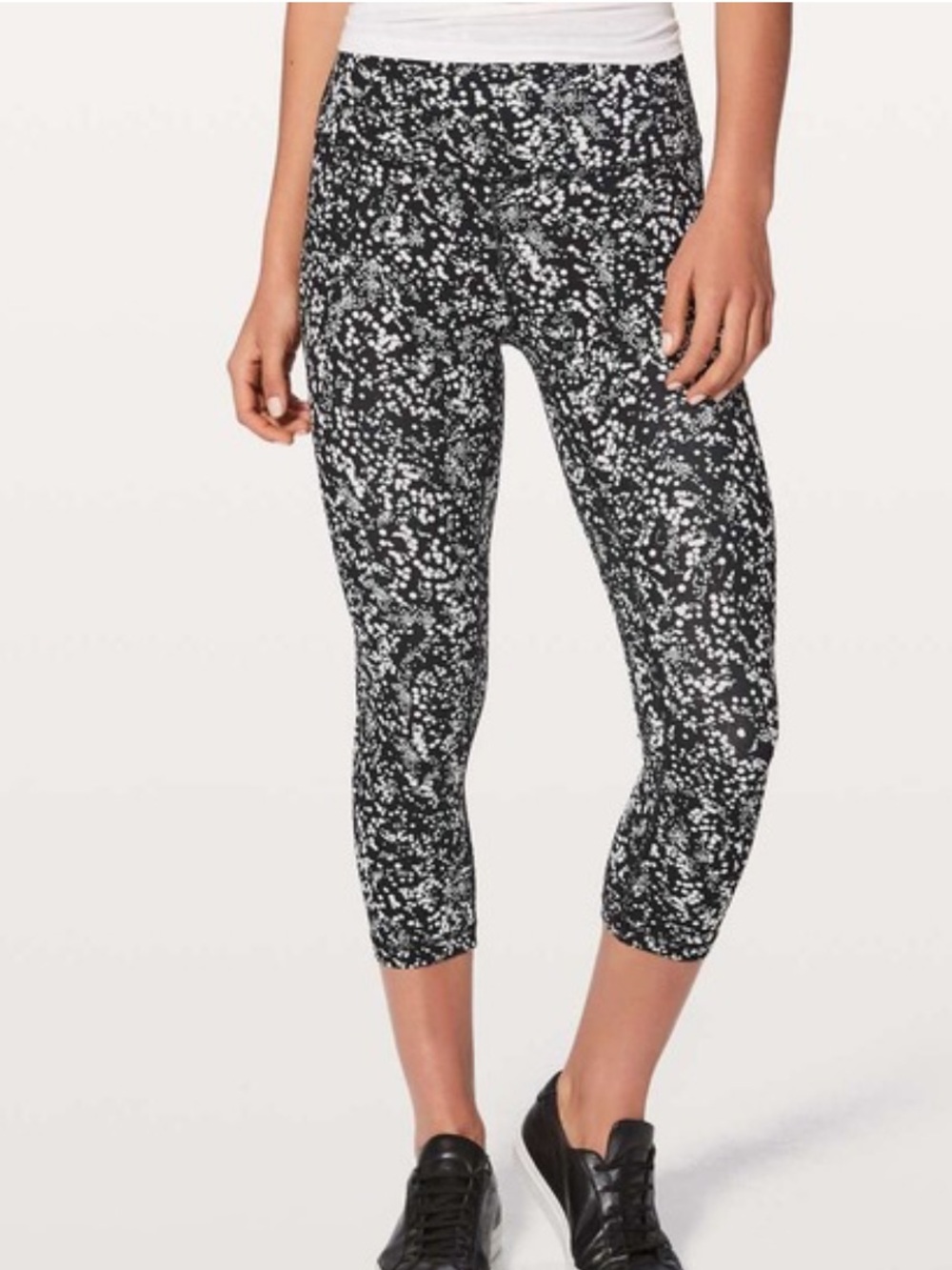 Floral Lulu lemon 25 inch Capri Leggings